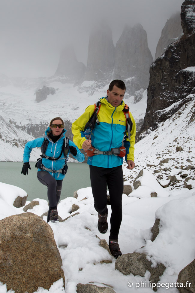 Anna and Philippe with Los Torres behind (© P. Gatta)