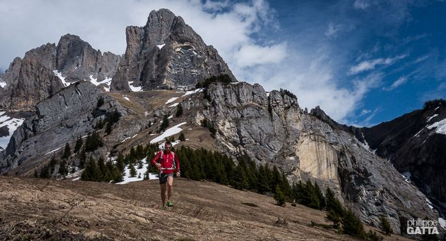 Lachat d'En Haut, Aiguille de Varan behind - Passy  (© A. Gatta)