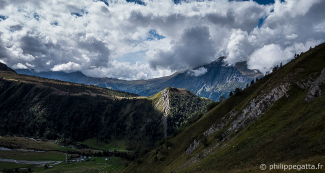 View over the Chalet de Miage from Col du Tricot (© P. Gatta)