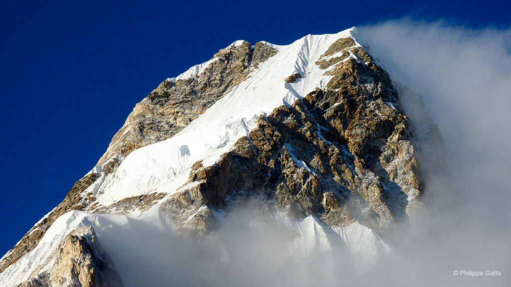 Ama Dablam (6,812m), Nepal