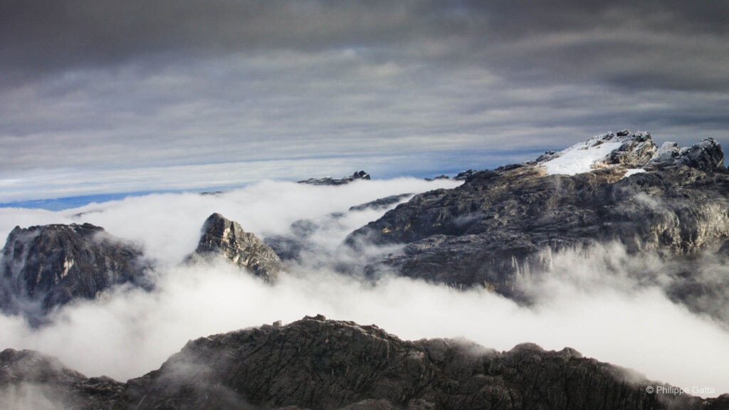 Carstensz (4,884m), West Papua